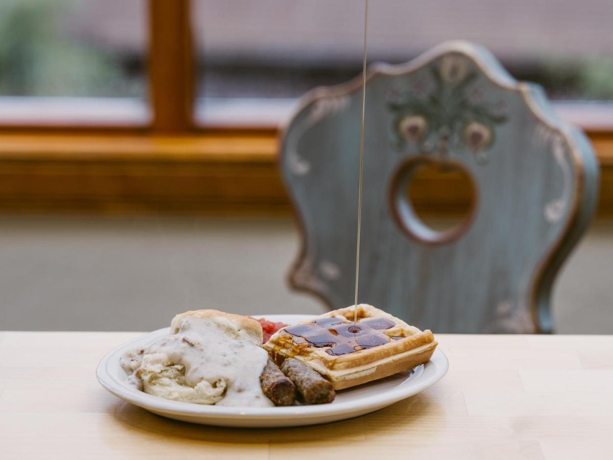 Enzian Inn 레번워스 외부 사진