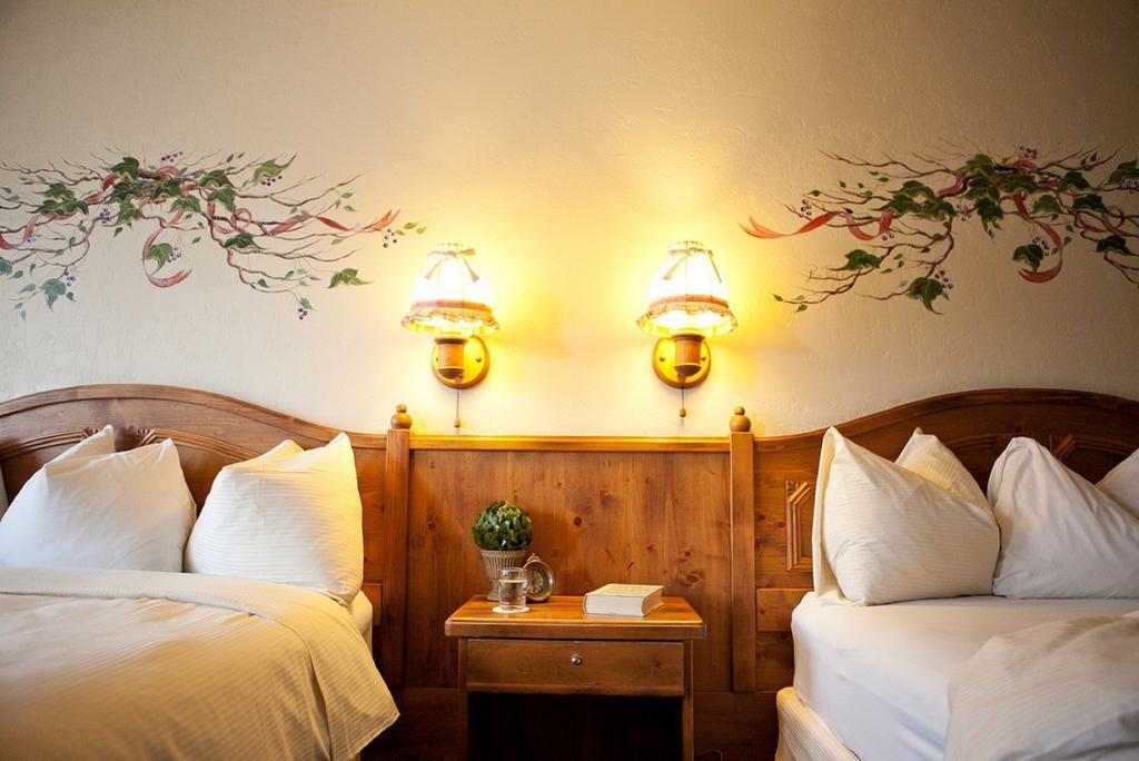 Enzian Inn 레번워스 외부 사진