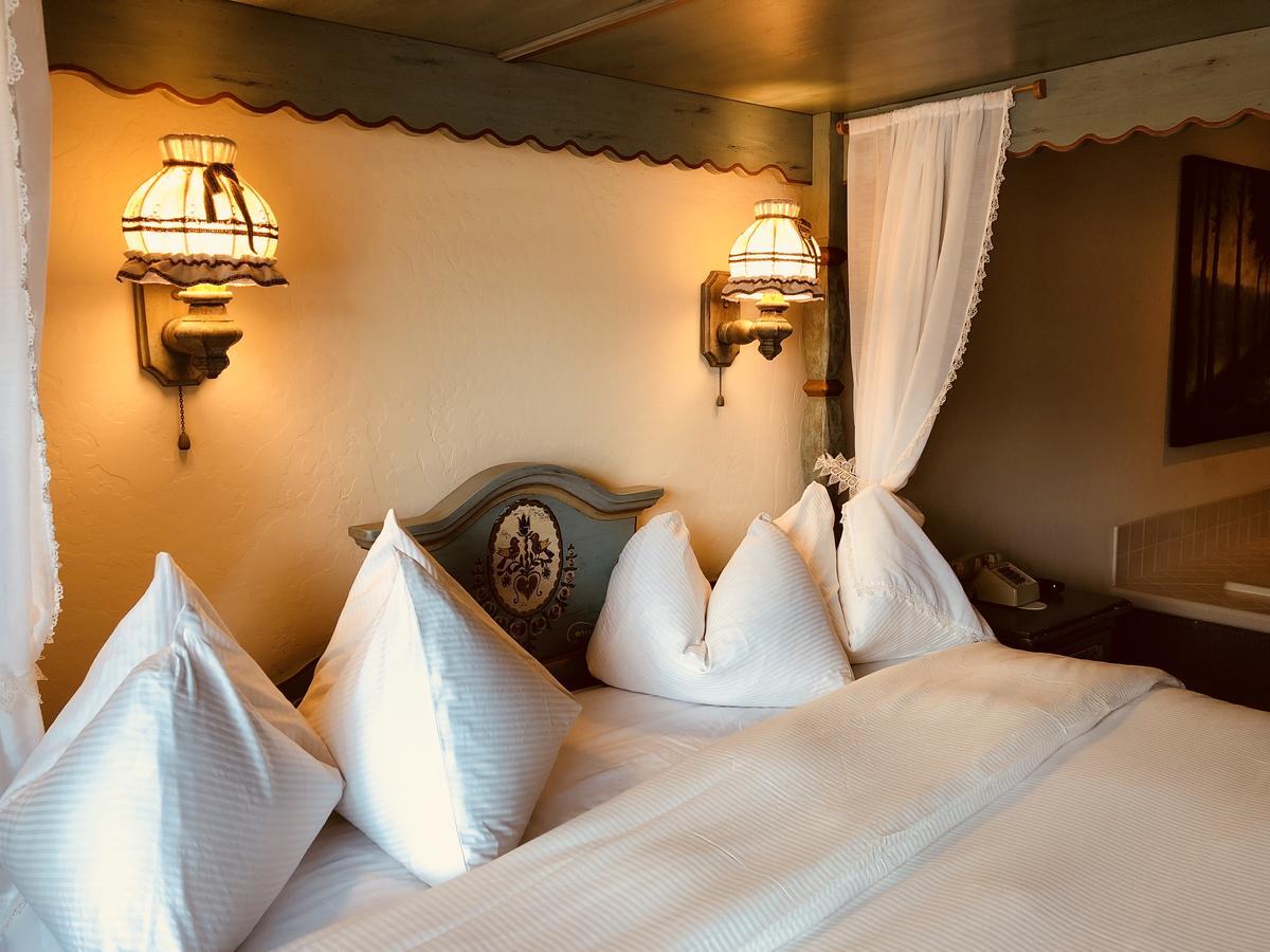 Enzian Inn 레번워스 외부 사진